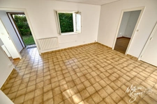 CHARBONNIERES LES BAINS (69) Appartement T2 de 45m² avec jardin de 84m² - Façade refaite 2025 et huisseries changées 2025