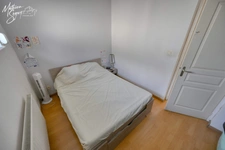 Appartement avec cour et stationnement privatif en campagne 