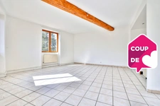 Dpt Rhône (69), à vendre proche de PONTCHARRA SUR TURDINE appartement T4 de 84,81 m²  Rentabilité de 4,5%