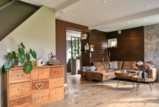 Maison de village avec jardin paysager