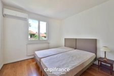 CHARBONNIERES LES BAINS - Maison de 77m² + sous-sol de 77m² édifiée sur une parcelle de 800m²