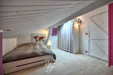 Maison de village avec jardin paysager