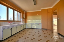 Dernier étage, appartement de 114m² à rénover avec vue imprenable à 180 degrés