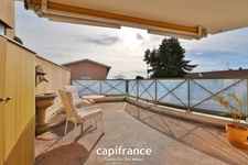 SAINT GENIS LES OLLIERES - Appartement T3 avec grande terrasse, garage et cave 