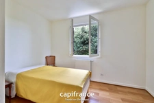 CHARBONNIERES LES BAINS - Maison de 77m² + sous-sol de 77m² édifiée sur une parcelle de 800m²