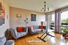 St Genis Laval - Appartement T3 de 61m² avec place de stationnement et cave dans résidence sécurisée avec ascenseur