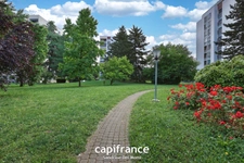 St Genis Laval - Appartement T3 de 61m² avec place de stationnement et cave dans résidence sécurisée avec ascenseur