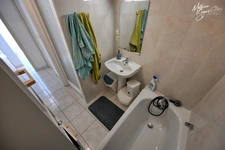 Appartement avec cour et stationnement privatif en campagne 