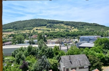 Plateau Combles à aménager VINDRY SUR TURDINE (69) 180m² au sol 