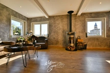 Maison de village avec jardin paysager