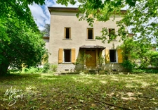 GREZIEU LA VARENNE Plateau  T4/T5 de 110,73 m² avec jardin sud de 84.88 m² avec 2 stationnements