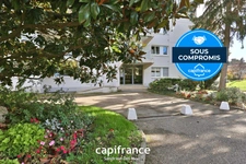 SAINTE FOY LES LYON - Bd de l'Europe- Appartement T3 de 68m² avec balcon, place de stationnement extérieure et cave 