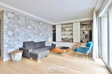 Tassin la demi lune - 4-room apartment of 101m² with 18m² terrace with 43m² garage and parking space