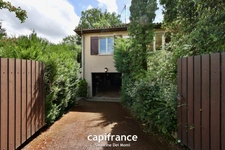 CHARBONNIERES LES BAINS - Maison de 77m² + sous-sol de 77m² édifiée sur une parcelle de 800m²