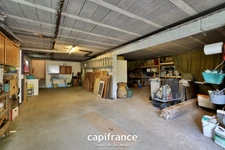 CHARBONNIERES LES BAINS - Maison de 77m² + sous-sol de 77m² édifiée sur une parcelle de 800m²
