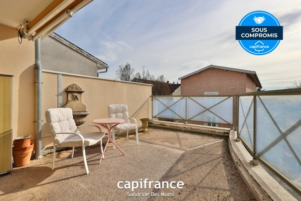 SAINT GENIS LES OLLIERES - Appartement T3 avec grande terrasse, garage et cave 