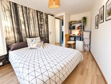 Maison charentaise rénovée de 130 m², 4 chambres, garage et jardin clôturé