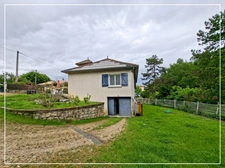 Maison familiale avec un grand sous-sol à MOISSAC