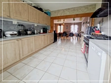 Maison familiale avec un grand sous-sol à MOISSAC