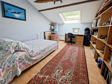 Propriété en pierre 8 pièces, 5 chambres, dépendances, piscine, terrain 7800m²