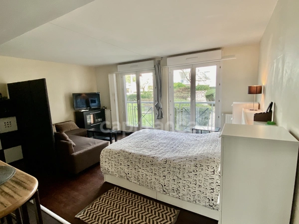 RUEIL MALMAISON – Proche RER – Studio de 35,50 m² – Résidence 1994