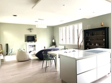 Dpt Yvelines (78), à vendre MANTES LA JOLIE appartement T4 de 110 m² avec rooftop de 200 m²