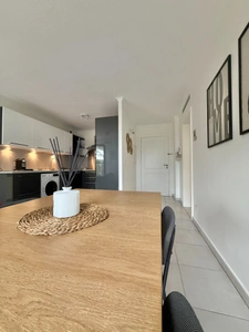 Appartement à vendre 2 pièces FREJUS (83) - 47 m² - Terrasse 25 m² - Garage en Sous-sol
