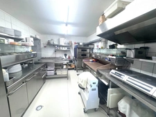 Fonds de commerce à vendre ORGERUS (78) Restaurant 130 m² - logement 105 m² - Terrasse