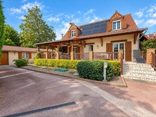 Maison à vendre 5 pièces VAUX SUR SEINE (78) - garage - dépendances - jardin - cuisine d'été