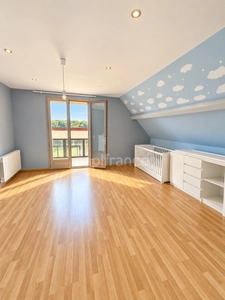 Maison à vendre 7 pièces FAVRIEUX (78) - 5 chambres - cheminée - piscine intérieure - carport