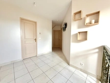 Maison à vendre 7 pièces FONTENAY SAINT PERE (78) - Piscine - double garage - carport - terrain arboré 4080 m²
