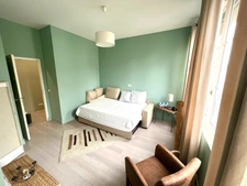 Dpt Yvelines (78), à vendre MANTES LA JOLIE appartement T4 de 110 m² avec rooftop de 200 m²