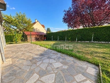Maison à vendre 5 pièces  (78) - 3 chambres - Jardin  - garage -cabanon