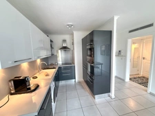 Appartement à vendre 2 pièces FREJUS (83) - 47 m² - Terrasse 25 m² - Garage en Sous-sol