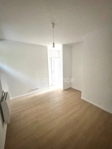 Appartement à vendre 2 pièces ROSNY SUR SEINE (78) - 2 places de parking - 