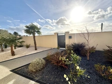 Maison à vendre 7 pièces 193 m² - PERDREAUVILLE (78) - Piscine - garage - plain pied