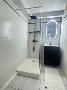 Appartement à vendre 2 pièces FREJUS (83) - 47 m² - Terrasse 25 m² - Garage en Sous-sol