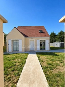 Maison à vendre 5 pièces  (78) - 3 chambres - terrain 429 m²