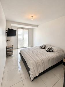 Maison à vendre 5 pièces  (78) - 3 chambres - terrain 429 m²