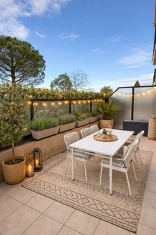 Appartement à vendre 2 pièces FREJUS (83) - 47 m² - Terrasse 25 m² - Garage en Sous-sol