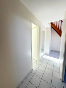 Maison 91 m² à vendre 5 pièces MANTES LA VILLE (78) - Terrasse - jardinet - Garage
