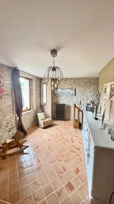 Propriete à vendre 7 pièces JOUY MAUVOISIN (78) - dépendance - garage - parcelle 2500 m² 