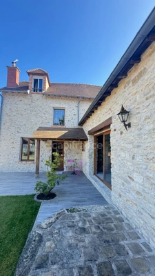 Propriete à vendre 7 pièces JOUY MAUVOISIN (78) - dépendance - garage - parcelle 2500 m² 