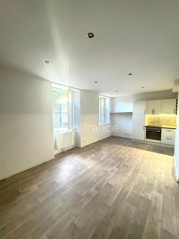 Appartement à vendre 2 pièces ROSNY SUR SEINE (78) - 2 places de parking - 