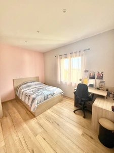 Maison à vendre 7 pièces 193 m² - PERDREAUVILLE (78) - Piscine - garage - plain pied