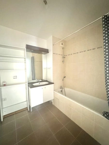 Appartement à vendre 3 pièces 56 m² MANTES LA JOLIE (78) - Balcon - place de parking
