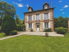 Maison à vendre 8 pièces 191 m² (78) - 6 chambres - jardin - cave 