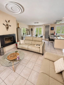 Maison à vendre 5 pièces VAUX SUR SEINE (78) - garage - dépendances - jardin - cuisine d'été