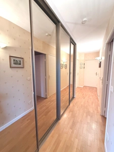 Appartement à vendre 5 pièces  (78) 97 m² - 3 chambres - terrasse - 2 garages - cave