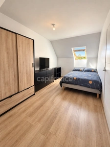 Maison à vendre 5 pièces  (78) - 3 chambres - terrain 429 m²